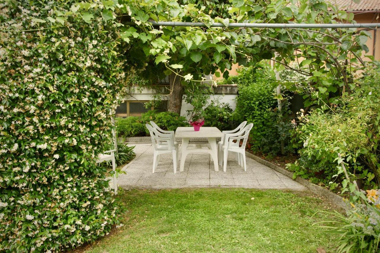 B&B The Secret Garden Buia Εξωτερικό φωτογραφία